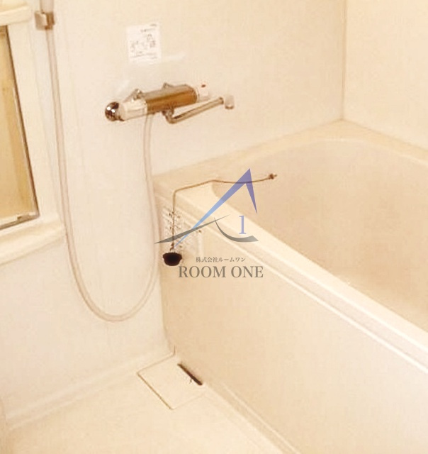 プラッサ西参道の浴室|お風呂です。