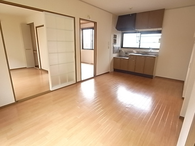 【居間・リビング】 | シャルム蘇我 | 使いやすい居間です