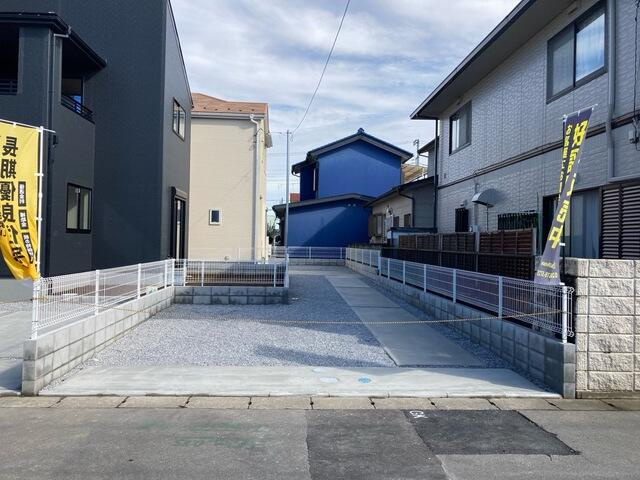 リーブルガーデン宇都宮市今宮第６　新築一戸建ての前面道路含む現地写真