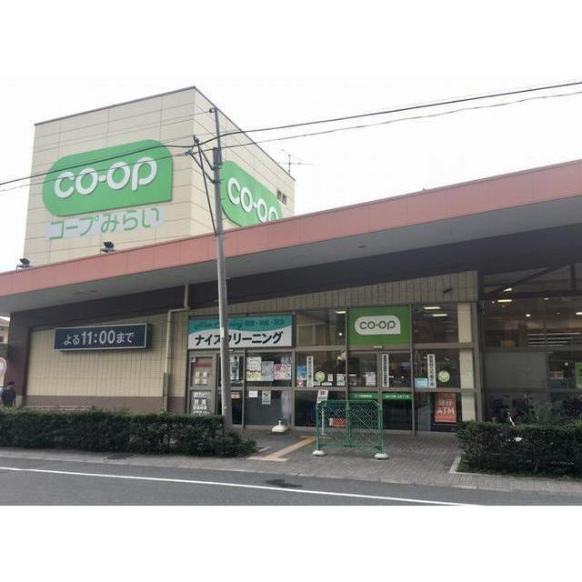 サン・アジュールの周辺