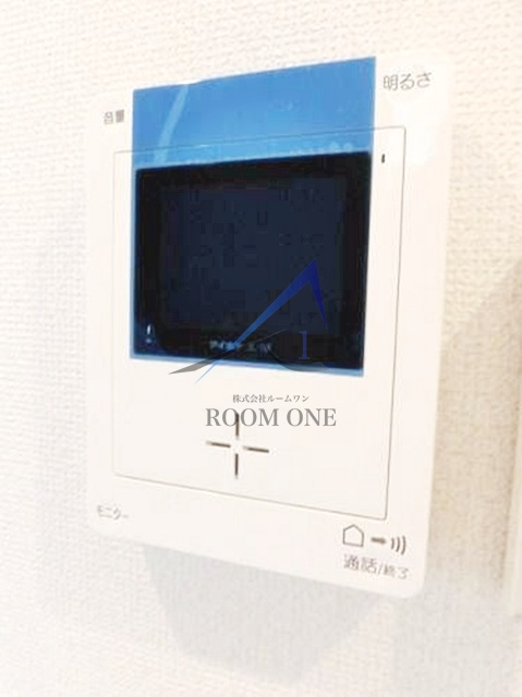 プランタン六町のセキュリティ|モニター付きインターホンです。