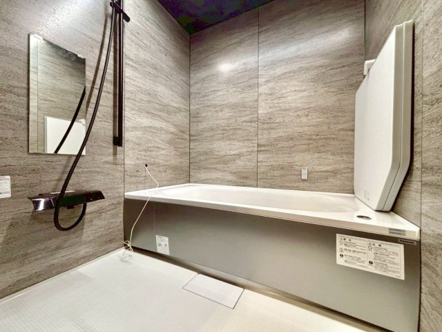 現地写真(風呂）
包み込む泡によってお湯の熱が体に穏やかに伝わり、湯上り後もぽかぽかした状態が続くユニットバス♪