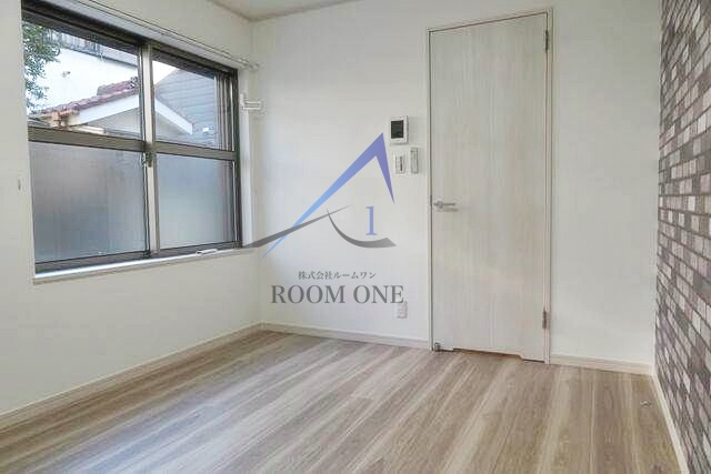 Ｆｏｎｔａｉｎｅ尾久の居間・リビング|洋室のお部屋です。