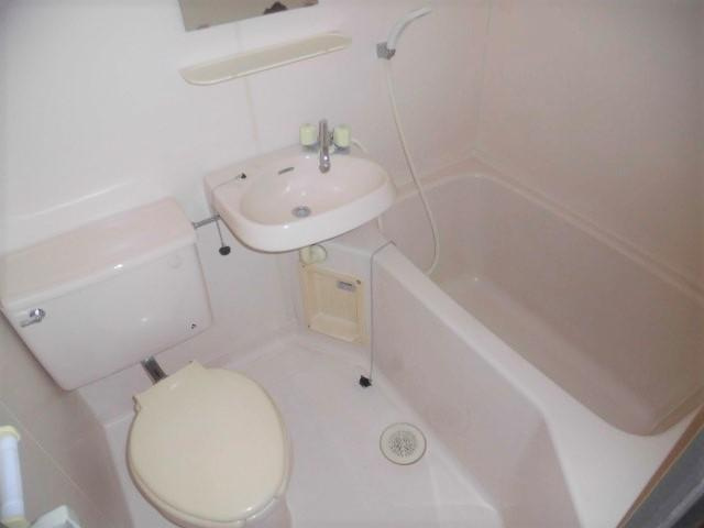 佐藤ビル（鈴谷2丁目）の浴室|お風呂です