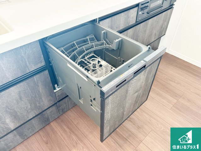 藤和浜寺公園ホームズ駅前通りの冷暖房・空調設備|浴室暖房乾燥機リモコン！浴室暖房・衣類乾燥・涼風・浴室換気、お風呂を快適・便利にする機能付き！暮らしに役立つ多彩な機能で一年中活躍します！