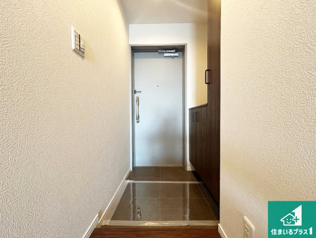 藤和浜寺公園ホームズ駅前通りの玄関|シューズボックスにはたくさんの靴が収納できるので玄関周りはいつもスッキリ！ご家族が増えても安心！