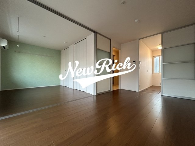 高崎市菅谷町のアパートの居間・リビング