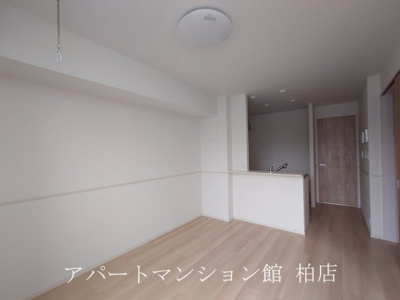 【居間・リビング】 | ヤングウッズ柏の葉Ⅱ