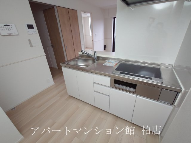 ヤングウッズ柏の葉Ⅱのキッチン