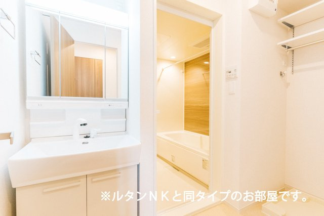 ヤングウッズ柏の葉Ⅱの独立洗面台