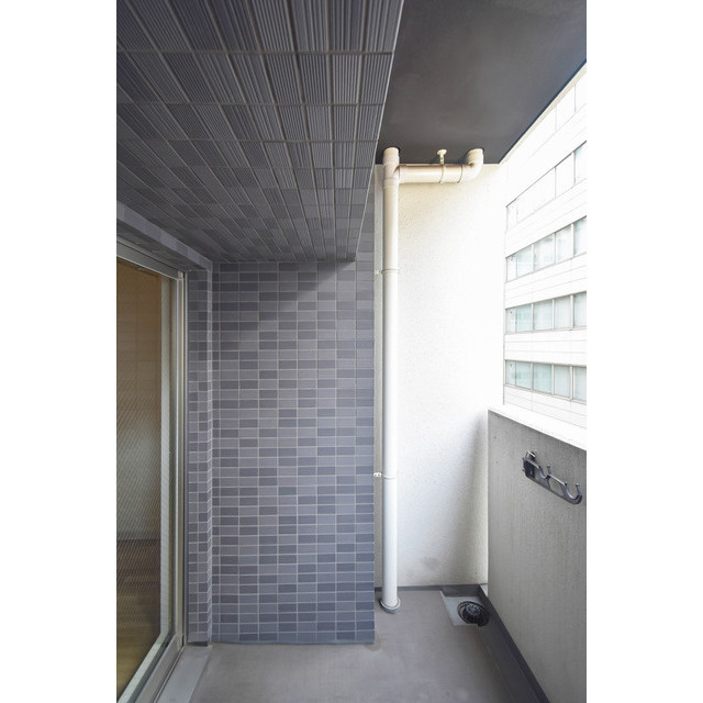 プレサンス堺筋本町駅前のバルコニー|広々としたバルコニーです