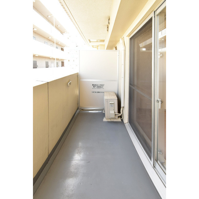 SERENiTE日本橋SUDのバルコニー|開放的で明るい空間を演出してくれるバルコニーです