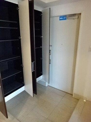 ライオンズマンション大阪スカイタワーの玄関|玄関　※前回募集時／２０２２年３月の写真