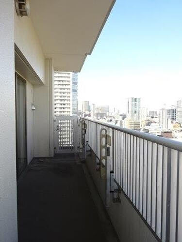 ライオンズマンション大阪スカイタワーのバルコニー|バルコニー　※前回募集時／２０２２年３月の写真