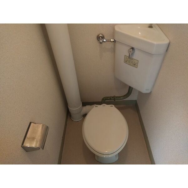 向陽ビルのトイレ