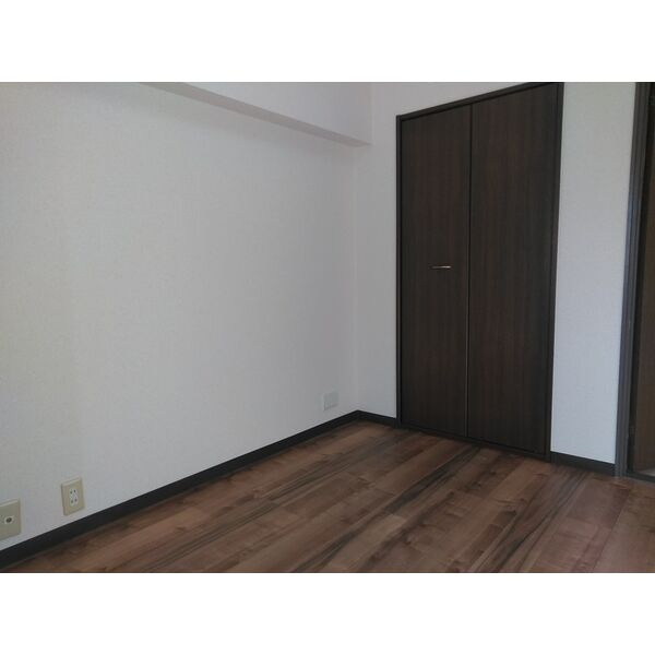 向陽ビルの居間・リビング