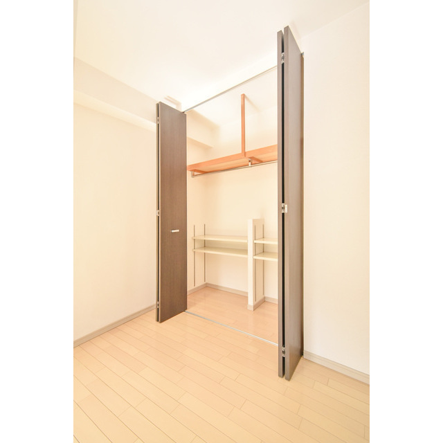 インボイス難波南レジデンスの収納|十分な収納スペースがあります