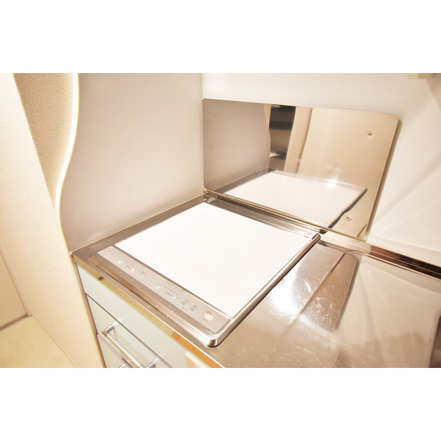 SERENiTE北浜のキッチン|お料理しやすいキッチンです