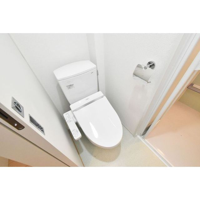 SERENiTE本町refletのトイレ|トイレです