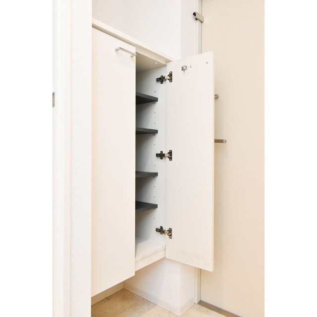 SERENiTE本町refletの玄関|落ち着いた玄関です