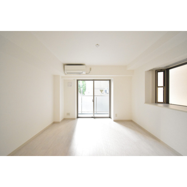 アーデン土佐堀