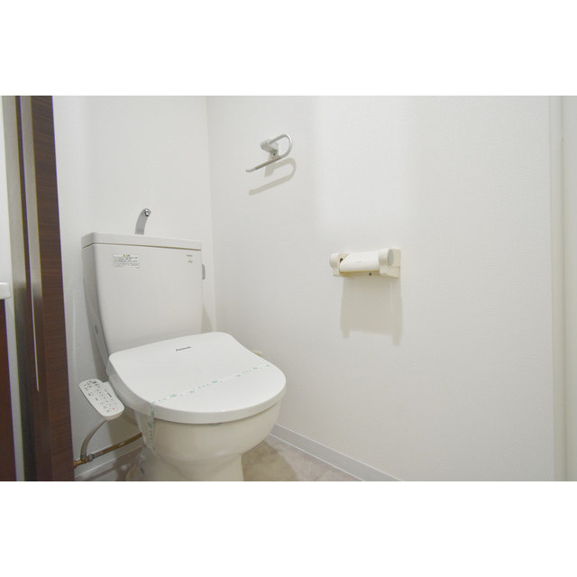 南堀江プライマリーワンのトイレ|清潔感のあるトイレです