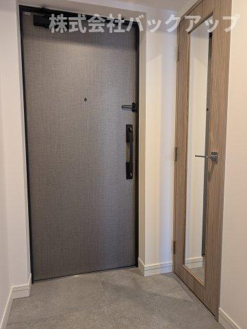 S-RESIDENCE大手門awesomeの玄関