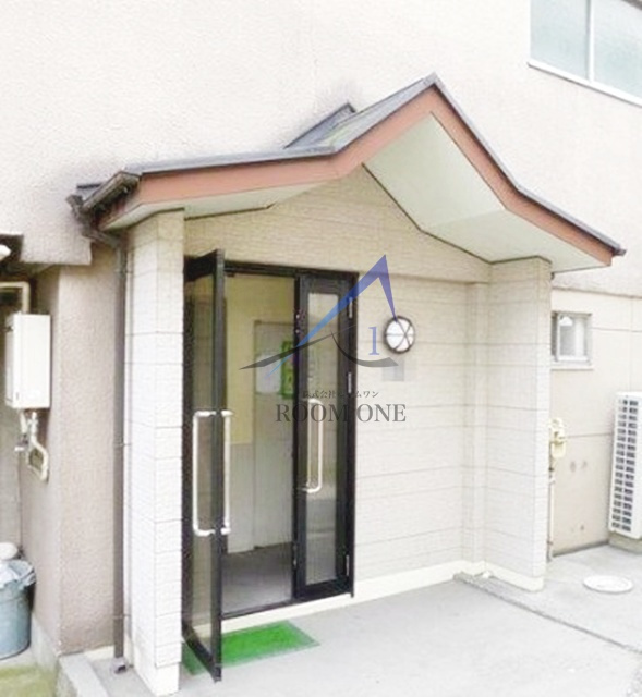 ヒルズハウスのエントランス|エントランスです。