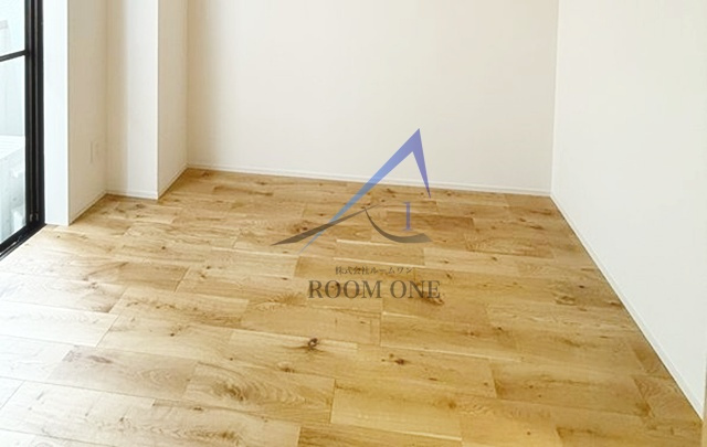 menoca myogadaniの居間・リビング|洋室のお部屋です。