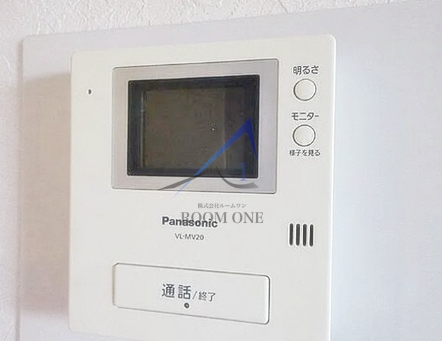 ライオンズマンション都立家政のセキュリティ|モニター付きインターホンです。