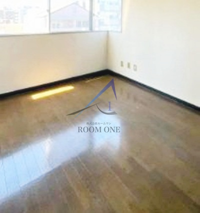 VISUALCITYの居間・リビング|洋室のお部屋です。