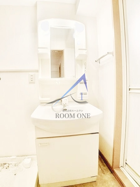 ベルメゾン瑞江の洗面所|洗面台です。