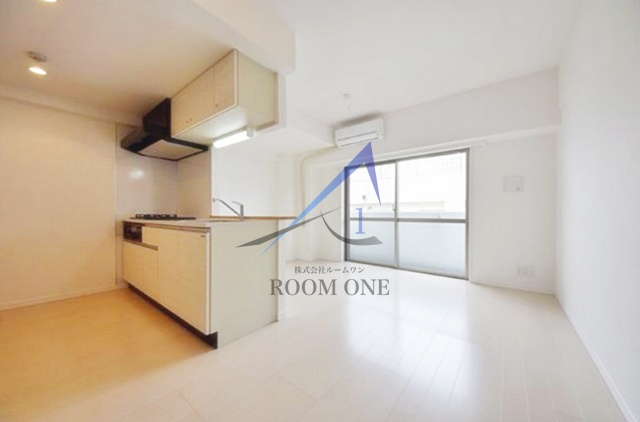 ライジングプレイス両国三番館の居間・リビング|洋室のお部屋です。