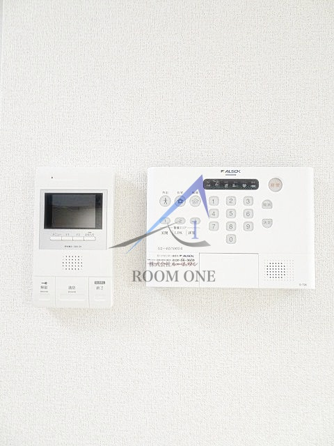 カーサ　グランデ			のセキュリティ|モニター付きインターホンです。