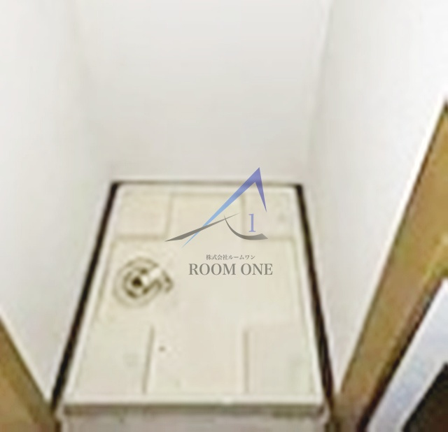 サンテミリオンお茶の水の設備|洗濯機置き場です。