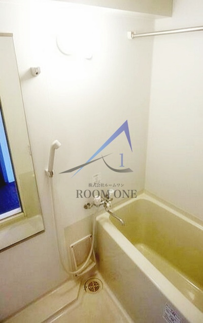 Ｗ７２３の浴室|お風呂です。