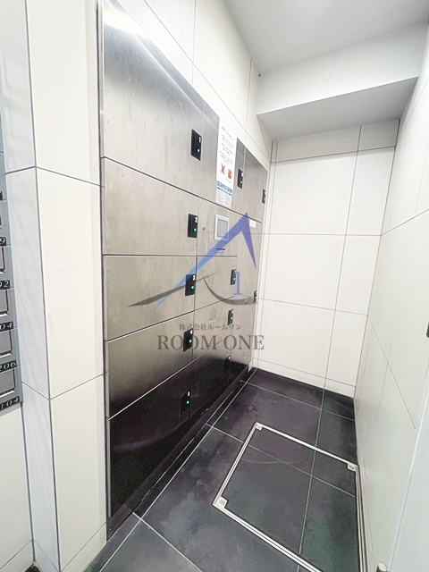 ＧＥＮＯＶＩＡ隅田川ｅａｓｔ　ｓｋｙｇａｒｄｅｎのその他共用部分|宅配ボックスです。