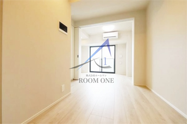 ＰＲＥＭＩＵＭ　ＣＵＢＥ　王子神谷の居間・リビング|洋室のお部屋です。