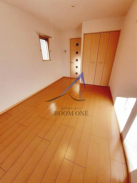 グリシーヌの寝室|寝室です。