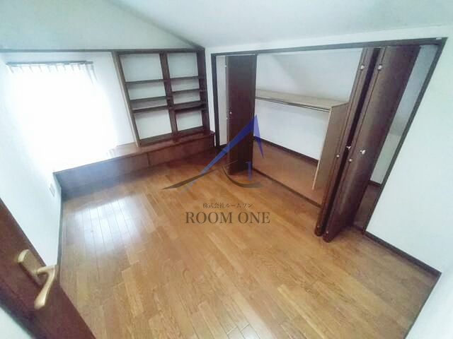 宝生ビルの内装