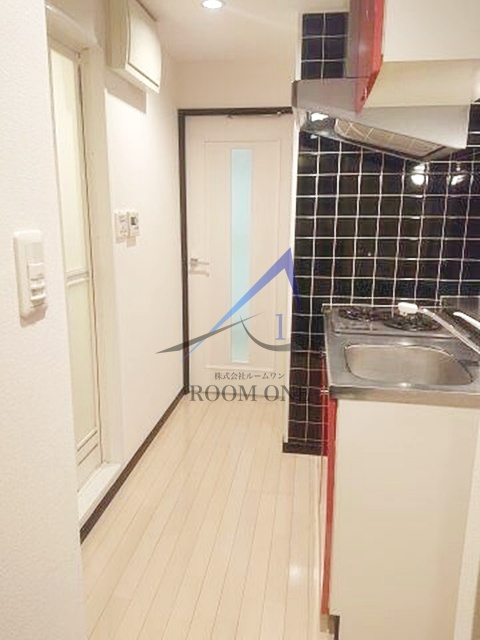 ル・リオン両国の内装