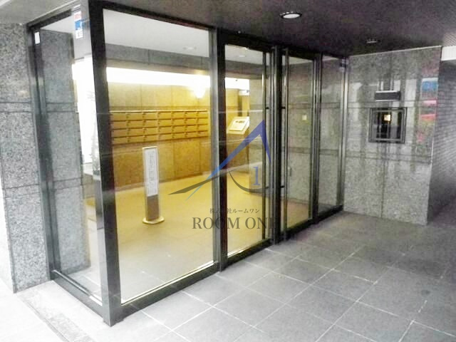 ルーブル森下のエントランス|エントランスです。