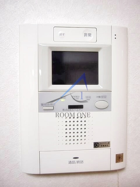 ルーブル森下のセキュリティ|モニター付きインターホンです。