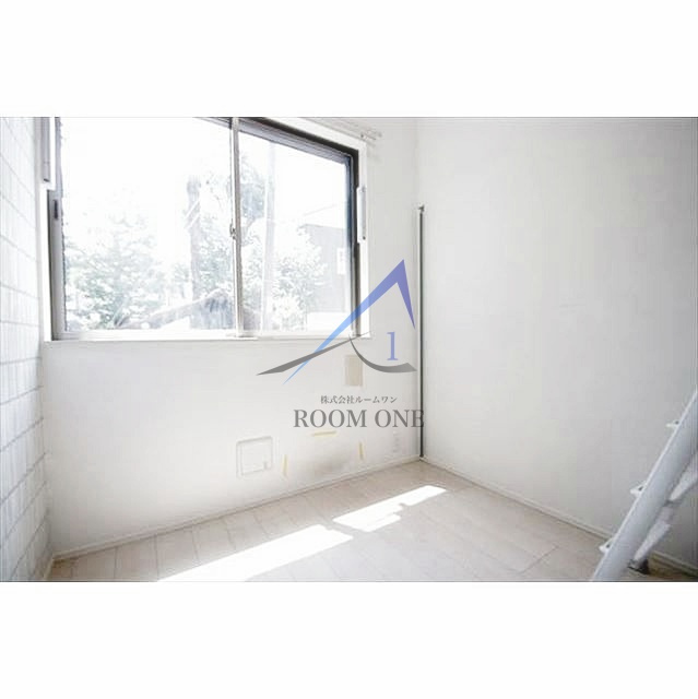 スフレＳの居間・リビング|洋室のお部屋です。