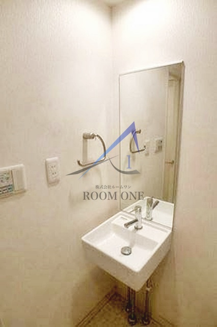 Verona 門前仲町 Lussoの洗面所|洗面台です。