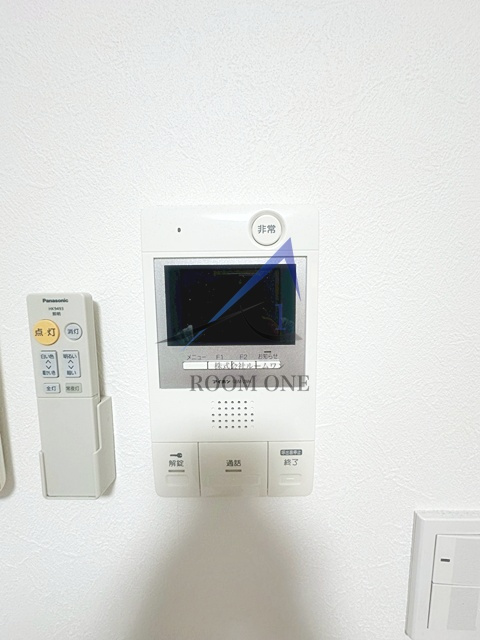 スカイコート清澄庭園のセキュリティ|モニター付きインターホンです。