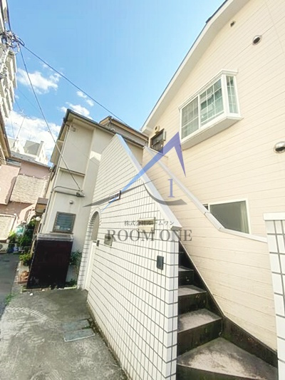 ウィスタリア大塚のその他共用部分|共用階段です。