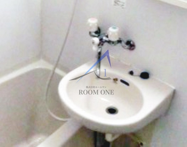 スパシエ　エル・ヴィエント・アース板橋タワーの洗面所|洗面台です。