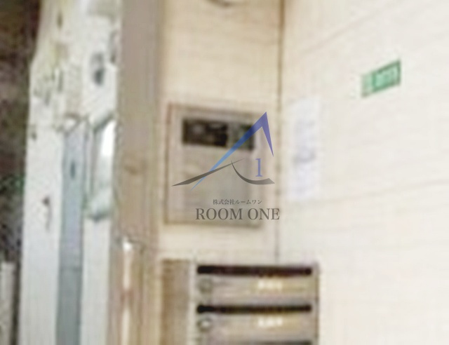 ピュア氷川台二番館のセキュリティ|オートロックです。