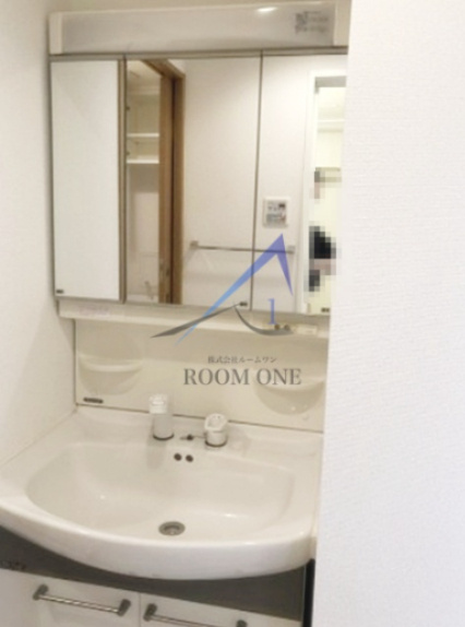 SIN-City王子の洗面所|独立洗面台です。